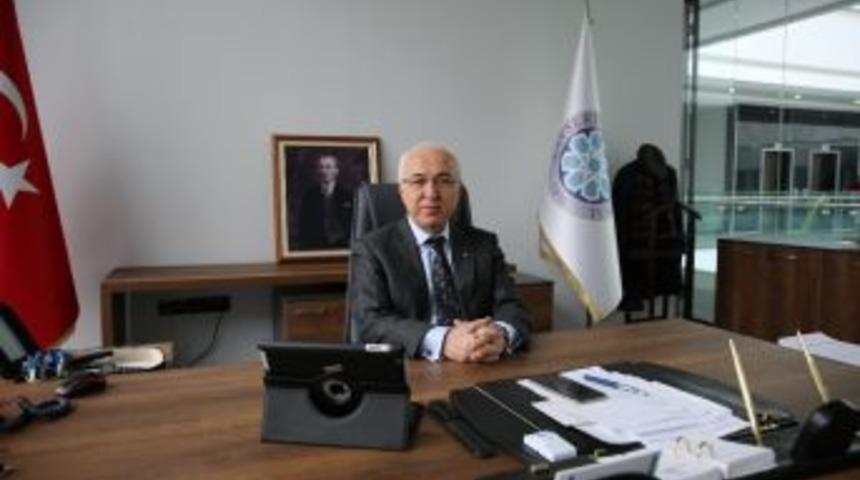 Başkan Hi&ccedil;yılmaz&rsquo;dan İstiklal Marşı&rsquo;nın Kabul&uuml;n&uuml;n 96. Yıld&ouml;n&uuml;m&uuml; Mesajı