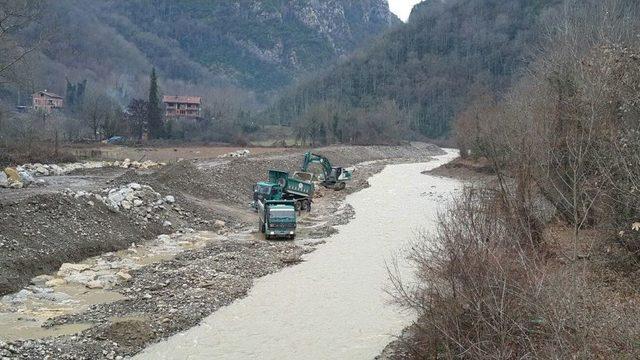 Dsi’den Karabük’te Taşkın Önleme Çalışması