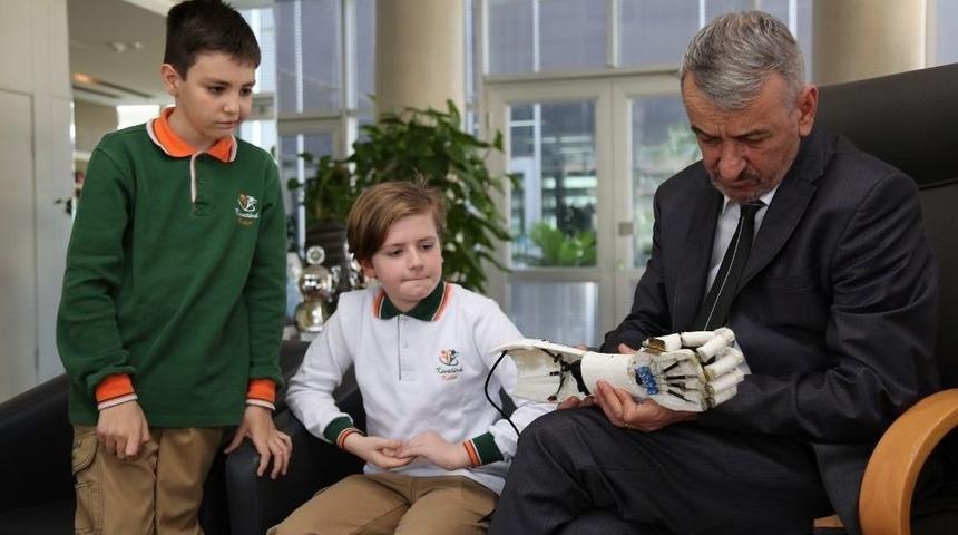 Şampiyon Mucitlerin Hedefi &Ccedil;in&rsquo;de Altın Madalya Kazanmak