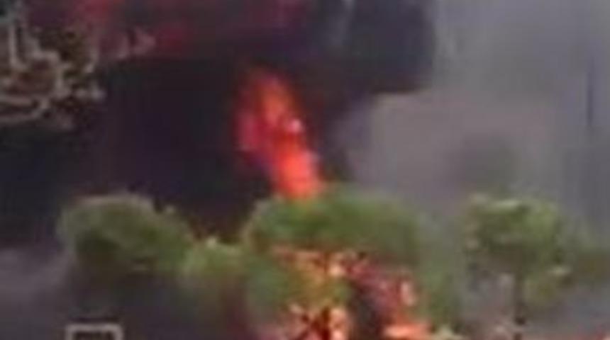 Büyükçekmece’de Düşen Helikopter Alev Alev Yandı