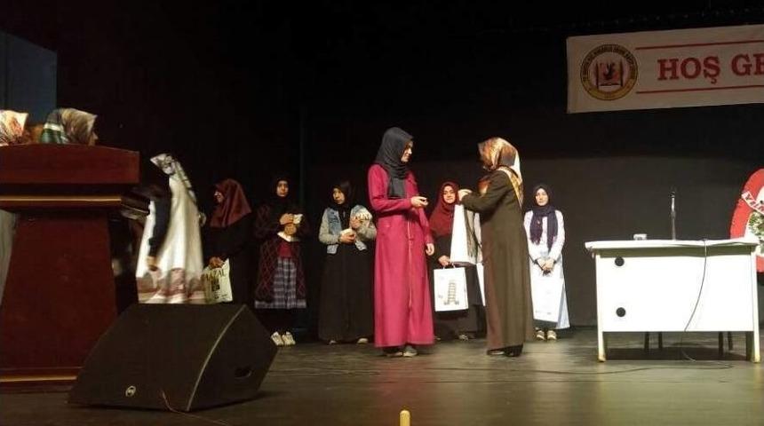 Kuranı Kerim Okuma Ve Hafızlık Dalında G&ouml;lbaşı İmam Hatip Lisesi İl Birincisi Oldu