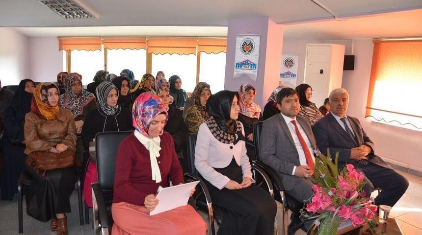 Malatya&rsquo;da Gelin Ve Kaynanalar Eğitiliyor