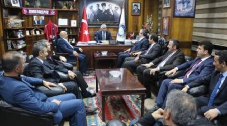 U&ccedil;um&rsquo;dan Gmis&rsquo;e Nezaket Ziyareti