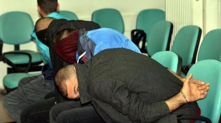 Kahramanmaraş'ta, Hırsızlık Ş&uuml;phelisi 5 Kişi Yakalandı