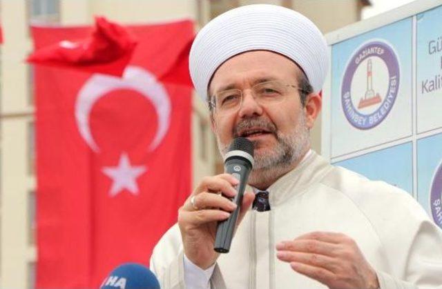 Diyanet İşleri Başkanı, Kubbesi Baklava Dilimli Caminin Açılışını Yaptı