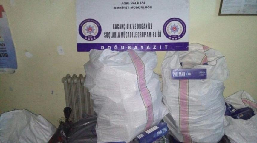 Ağrı&rsquo;da 107 Bin 920 Paket Ka&ccedil;ak Sigara Ele Ge&ccedil;irildi
