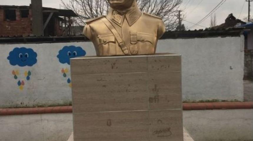 Kocag&uuml;r Mahallesi&rsquo;ndeki Atat&uuml;rk B&uuml;st&uuml; Onarıldı