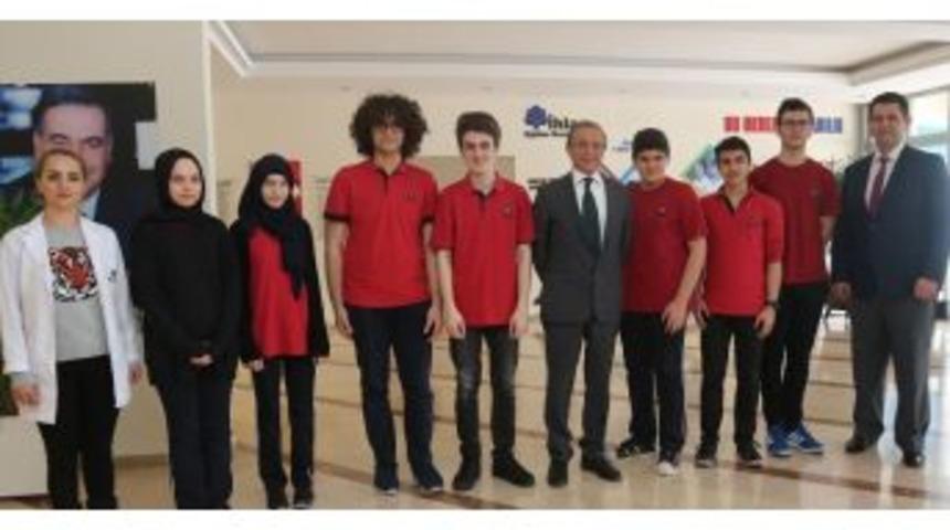 İhlas Kolejine Model Birleşmiş Milletler Konferansı&rsquo;nda En İyi Delege &Ouml;d&uuml;l&uuml; Verildi