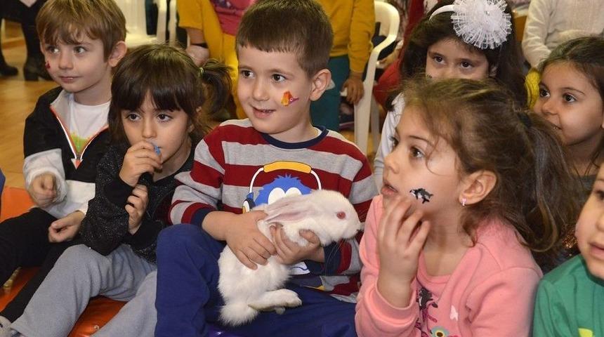 Tepebaşı&rsquo;nda &Ccedil;ocuklara Hayvan Sevgisi Aşılanıyor