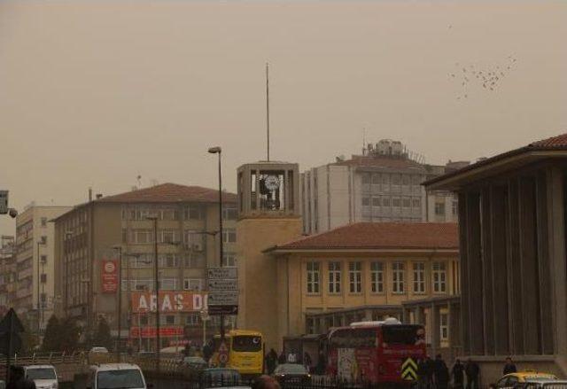 Gaziantep'i Toz Bulutu Kapladı