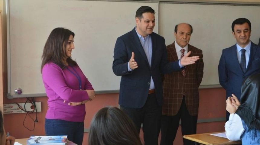 İpekyolu Belediyesinden Eğitime Destek