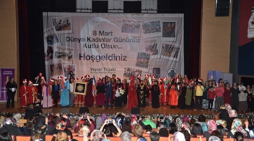 S&ouml;yleyecek S&ouml;z&uuml; Olan Kadınlar 8 Mart&rsquo;a Damgasını Vurdu