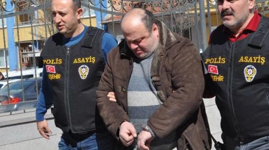 Sahte I&ccedil;kiyle 2 Memurun &Ouml;l&uuml;m&uuml;ne Neden Olan &Ccedil;aycı Adliyede