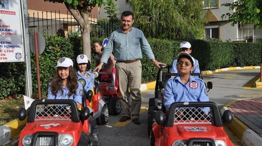 Alanya Belediyesi Trafik Eğitim Pisti Eğitimlere Devam Ediyor