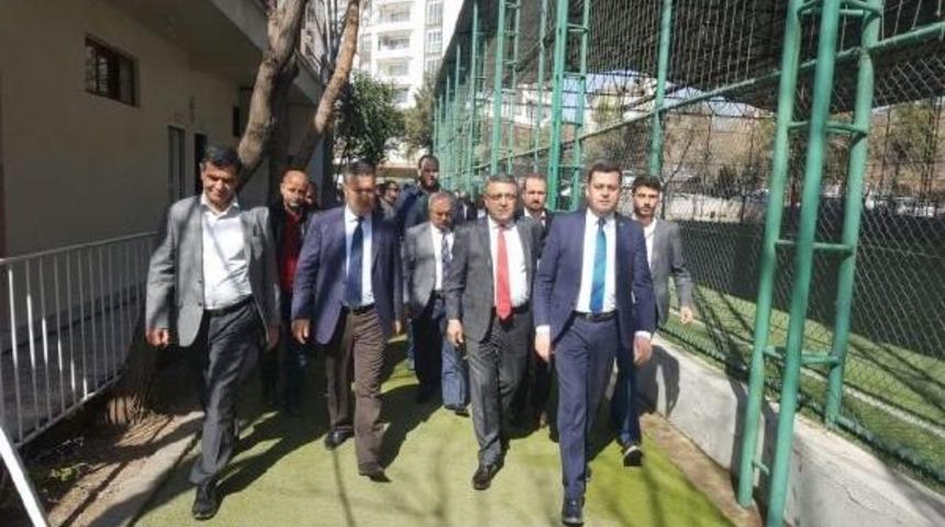 Chp'li Tanrıkulu: Biz Erdoğan'ın Da Ifade &Ouml;zg&uuml;rl&uuml;ğ&uuml;n&uuml; Savunuyoruz