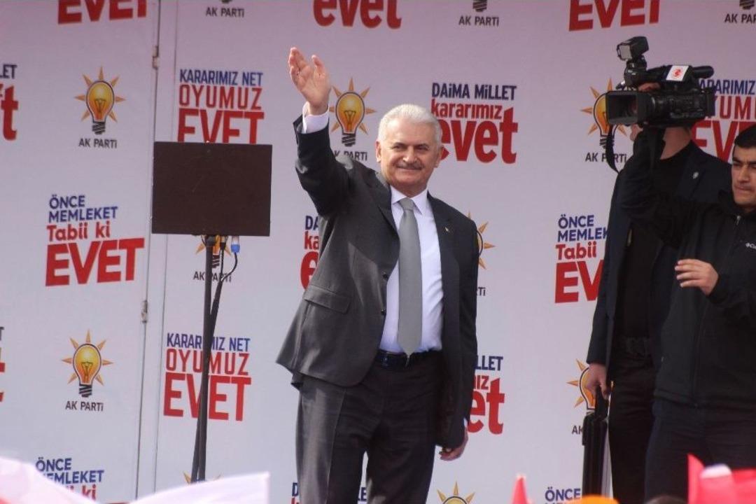 Başbakan Binali Yıldırım D&uuml;zce&rsquo;de Konuştu