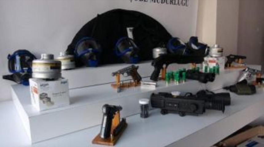 Bah&ccedil;elievler'de Ter&ouml;r Operasyonu;9 G&ouml;zaltı