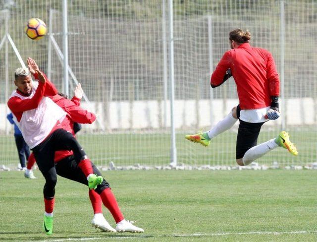 Antalyaspor, Çaykur Rizespor Maçının Son Provasını Yaptı