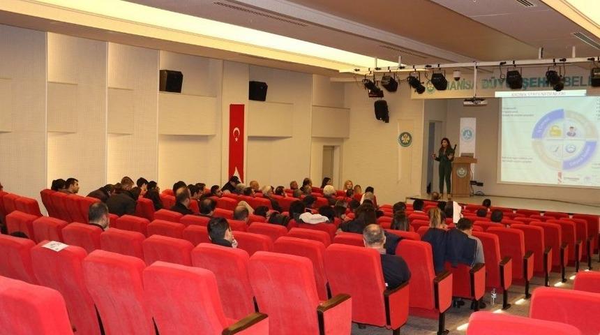 Uzmanlarda Maski Personeline İş Sağlığı Eğitimi