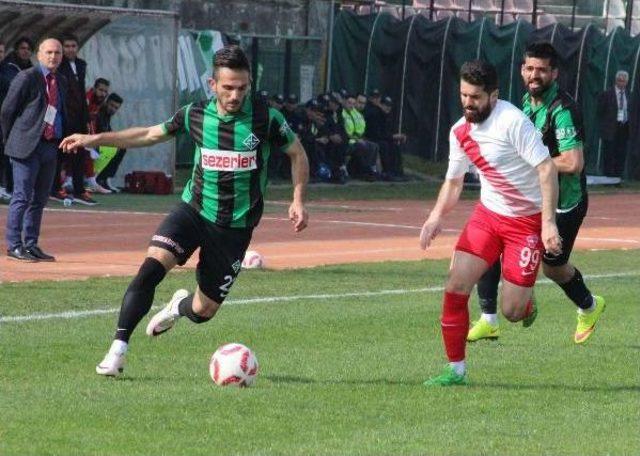 Sakaryaspor-Denizli Büyükşehir Belediyespor: 4-1