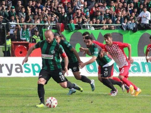 Sakaryaspor-Denizli Büyükşehir Belediyespor: 4-1