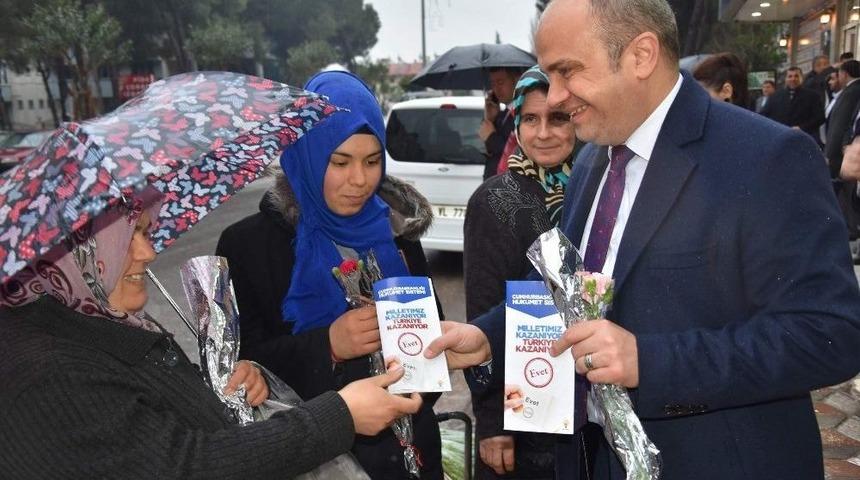 Ak Partili Mersinli Referandum &Ccedil;alışmalarına Hız Verdi
