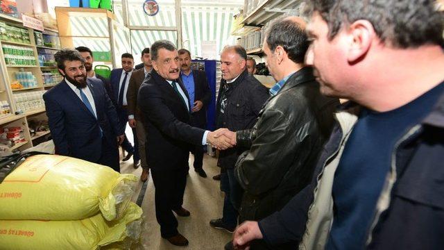 Belediye Başkanı Gürkan, Battalgazi Esnaf Odasını Ziyaret Etti