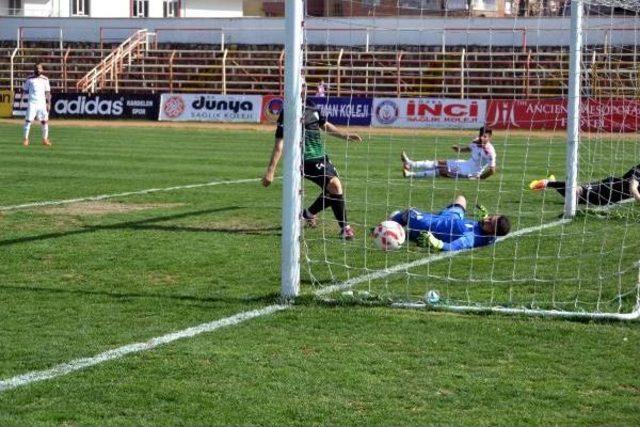 Batman Petrolspor-Manisa Büyükşehir Belediyespor: 2-1