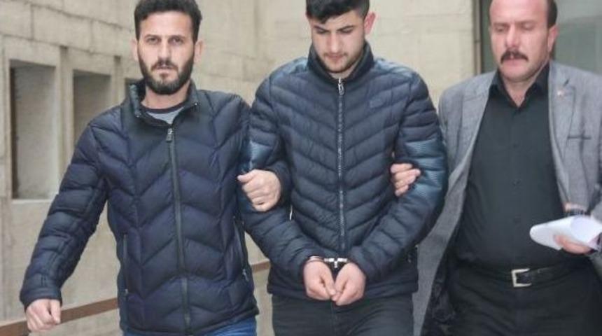 3 Ay &Ouml;nce Evlendiği Eşini Parkta 12 Bı&ccedil;ak Darbesiyle &Ouml;ld&uuml;rd&uuml; (2)