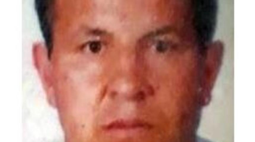 Benzinlikten &Ccedil;ıkan Tırla Midib&uuml;s &Ccedil;arpıştı: 1 &Ouml;l&uuml;