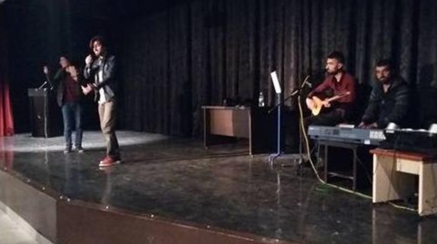 Ygs&rsquo;ye Girecek &Ouml;ğrencilere Moral Semineri