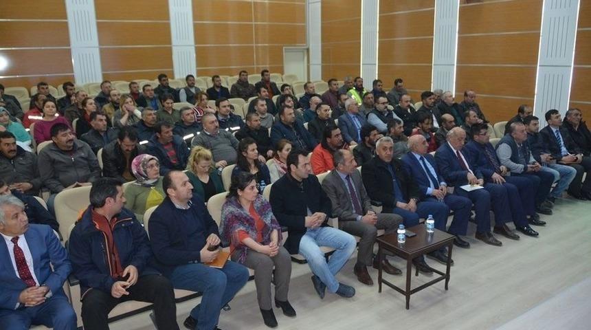 Başkan Köksoy, Belediye Personeliyle Toplantı Yaptı