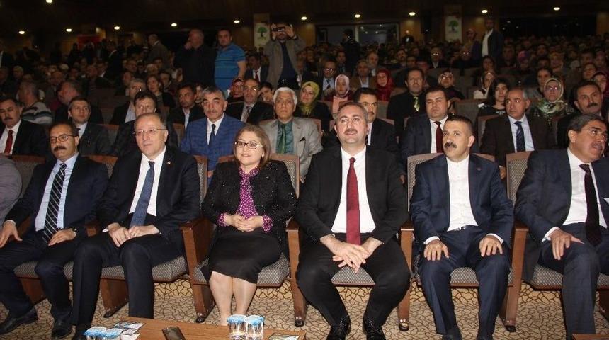 Ak Parti Genel Sekreteri G&uuml;l: &ldquo;kılı&ccedil;daroğlu 18 Maddeyi Okusaydı Evet Derdi&rdquo;