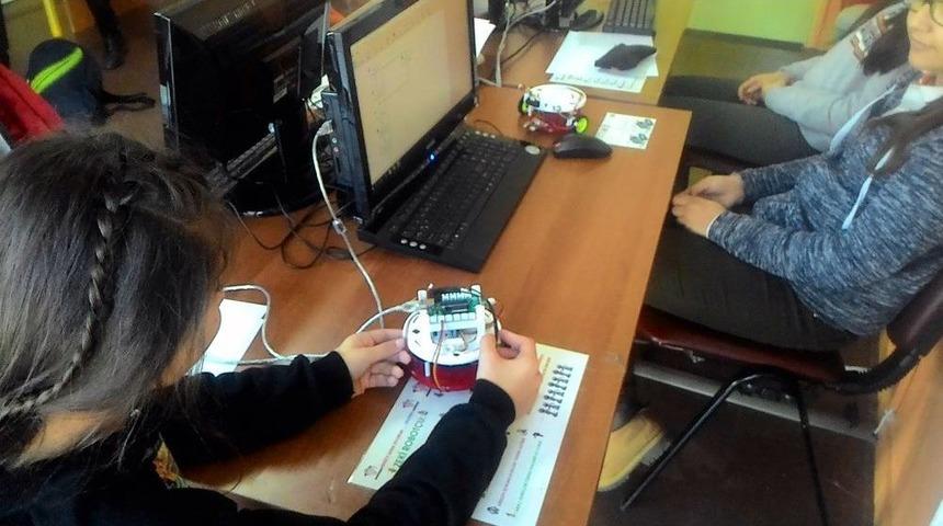 Kendi Robotlarını Yapacaklar