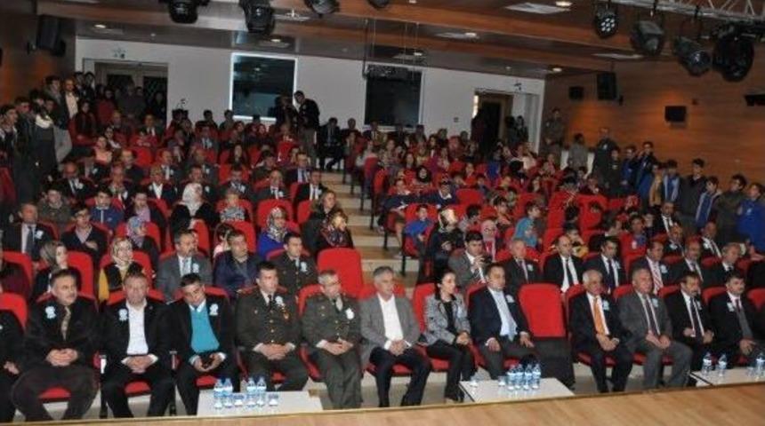 Mehmet Akif Ersoy Anıldı