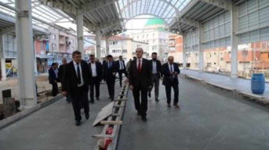 B&uuml;y&uuml;korhan&rsquo;a Modern Pazar