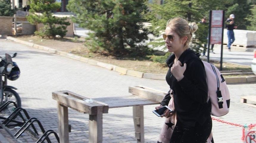 Aleyna Tilki&rsquo;den Emrah Karaduman&rsquo;a Ziyaret