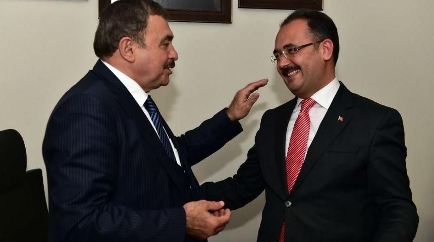 Bakan Eroğlu, &ldquo;uşak Belediyesi&rsquo;nin Dev Projelerine Daima Destek Olacağız&rdquo;