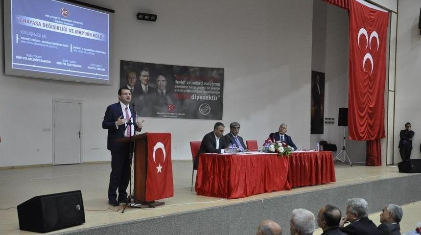 Mhp&rsquo;li Parsak: "1982 Darbe Anayasası Y&uuml;r&uuml;rl&uuml;ğe Girdiği Andan İtibaren Tartışmalı"