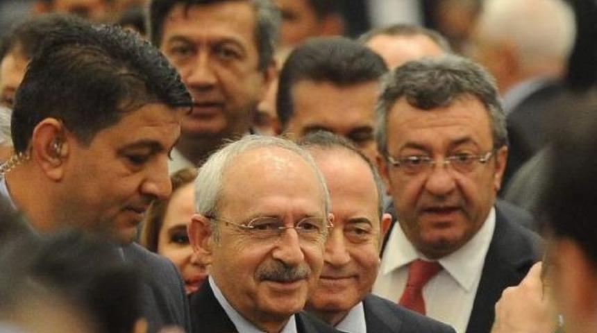 Kılı&ccedil;daroğlu İstanbul'da Karadeniz İlleri Hemşehri Dernekleri Ve Federasyonlarının Temsilcileriyle Buluştu