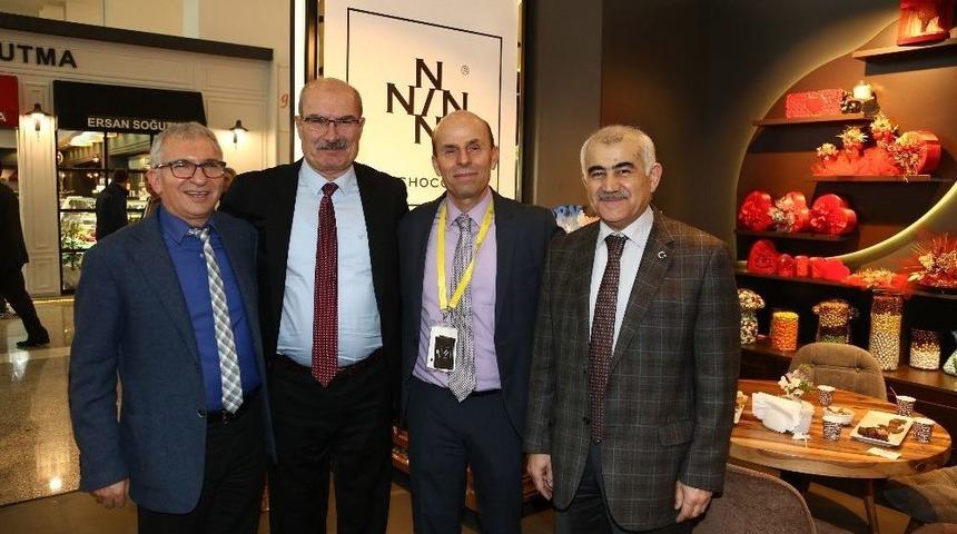 Ato Başkanı Baran &Ccedil;ikolata Fuarı&rsquo;nı Gezdi