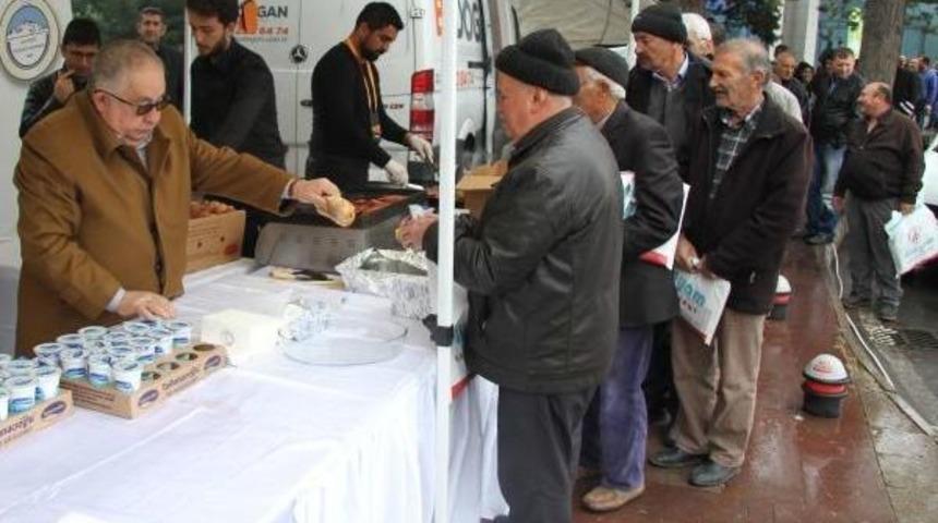 Tarım Fuarında Sucuk Kuyruğu