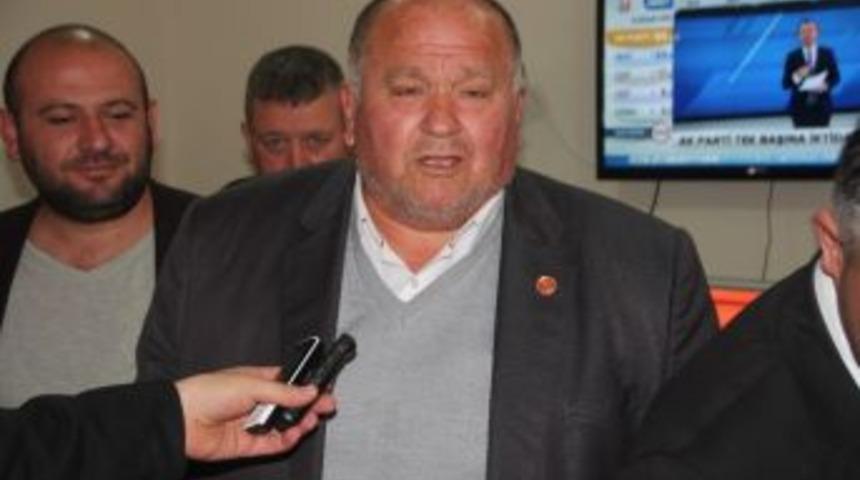 Muhtarlar Derneği Başkanı &Ccedil;ınar, Chp Meclis &Uuml;yesini Kınadı