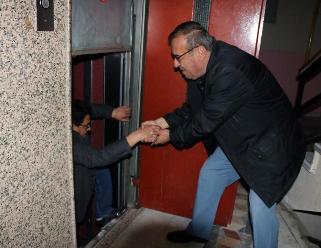 İzmir&rsquo;in G&ouml;beğinde &rsquo;elektrik&rsquo; Krizi