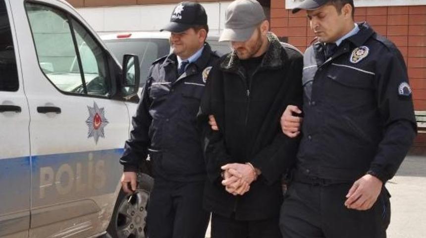 Dj, Besteci Emrah Karaduman Eskişehir'de Uğradığı Bı&ccedil;aklı Saldırıda Ağır Yaralandı (3)