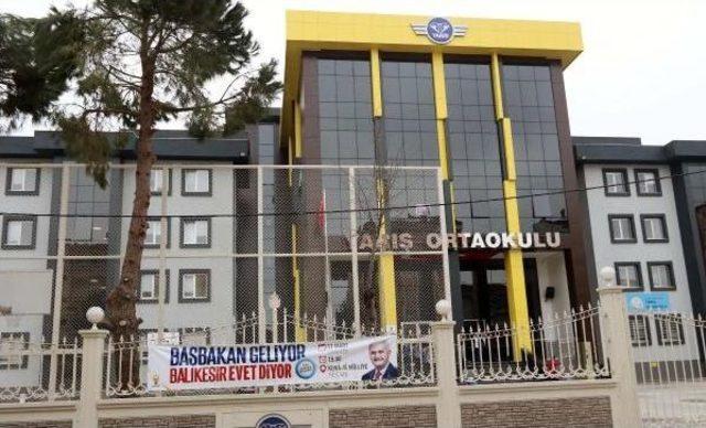 Balıkesir'deki O Afiş Kaldırıldı