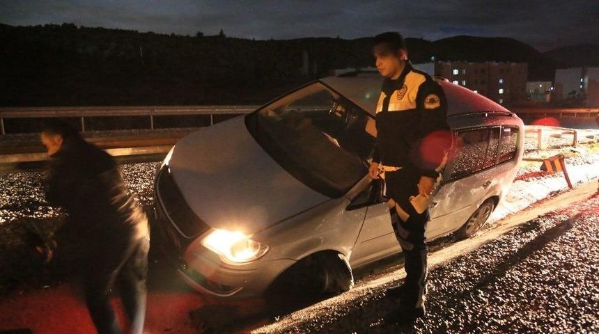 Milas&rsquo;ta Alkoll&uuml; S&uuml;r&uuml;c&uuml; Kaza Yaptı