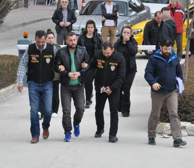 Eskişehir’de Bıçaklı Kavga: 1 Ölü