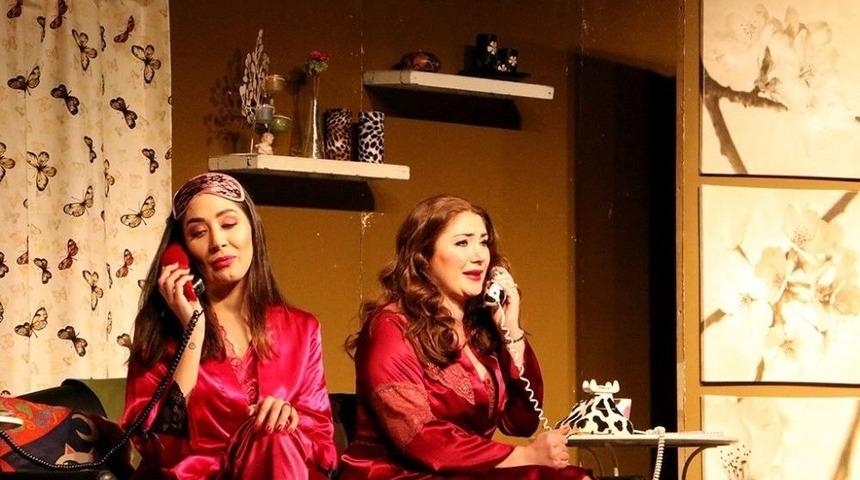 &rsquo;hangisi Karısı&rsquo; B&uuml;y&uuml;k Beğeni Topladı