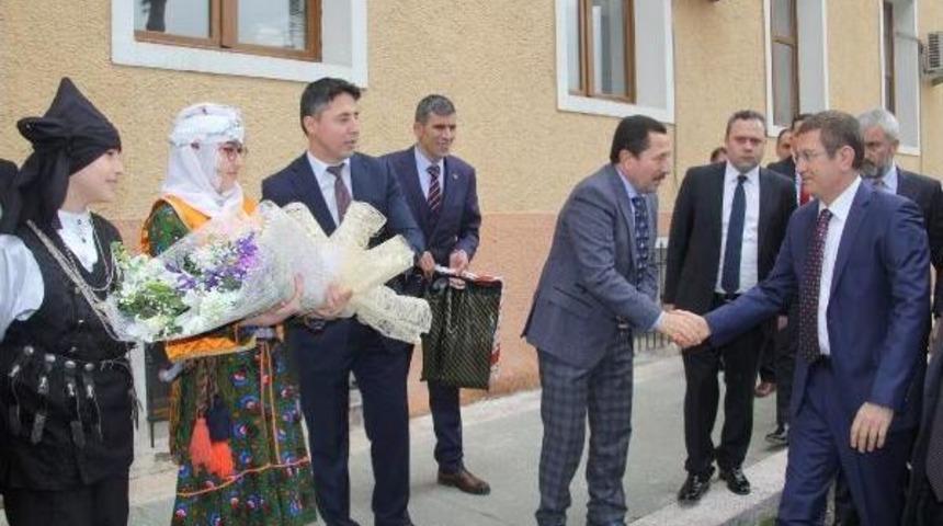 Canikli: Anlaşmalar Iki &Uuml;lkeye B&uuml;y&uuml;k Katkılar Sağlayacak